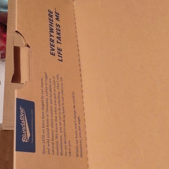 New in box blundstone stone nubuck low heel elastic short boot sz 4.5  USA 7.5 - Picture 8 of 8